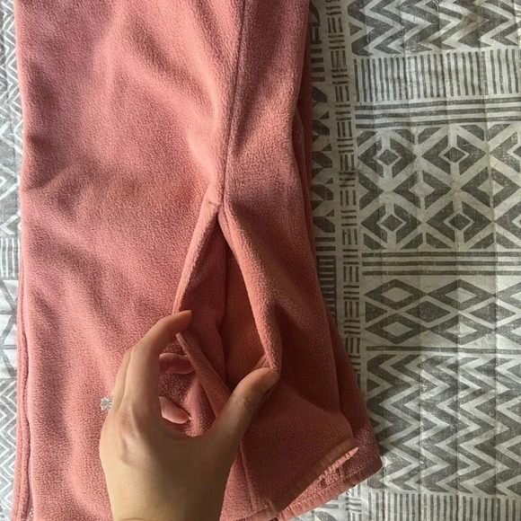 Old Navy Women’s Full Zip Up Fleece Jacket Women's Medium Dusty Pink - Picture 5 of 6